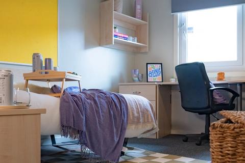 1 bedroom in a flat share to rent, Staniforth Street, Birmingham B4