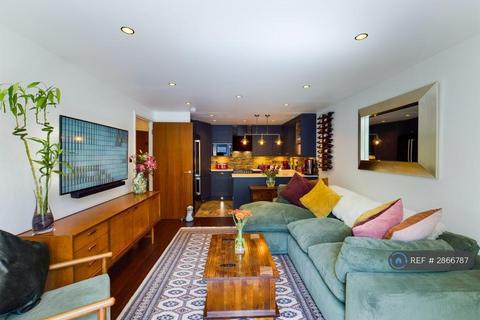 2 bedroom flat to rent, Fazeley Court, London, W9