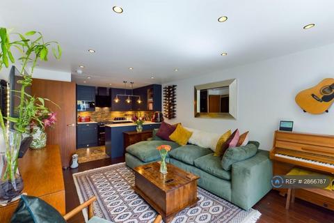 2 bedroom flat to rent, Fazeley Court, London, W9