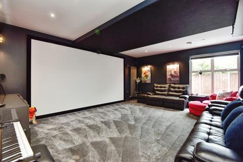 4 bedroom detached house for sale, Bemersley Road, Stoke-on-Trent, Staffordshire, ST6