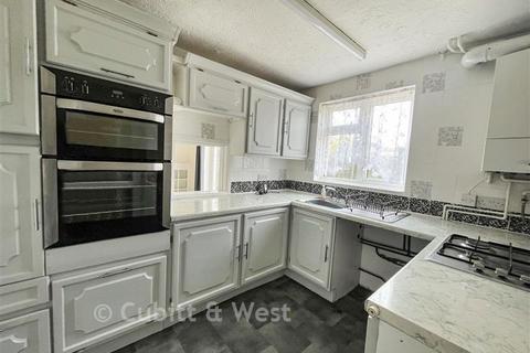 3 bedroom semi-detached house for sale, Mitchell Road, Havant PO9