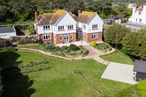 4 bedroom detached house for sale, Broadlands, Broadstairs, CT10