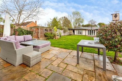 4 bedroom detached house for sale, Stroud Farm Road, Holyport, Maidenhead, Berkshire, SL6