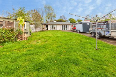 4 bedroom detached house for sale, Stroud Farm Road, Holyport, Maidenhead, Berkshire, SL6