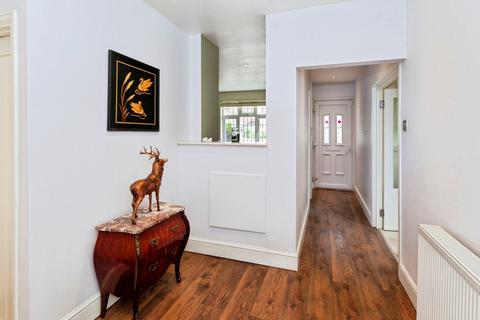 4 bedroom detached house for sale, Stroud Farm Road, Holyport, Maidenhead, Berkshire, SL6