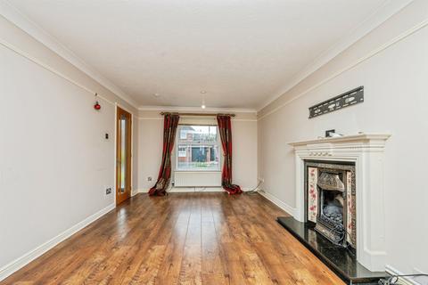 3 bedroom detached house for sale, Gawtree Way, Worcester