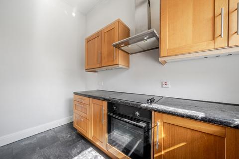 1 bedroom flat for sale, Park Villas, Roundhay, Leeds, LS8