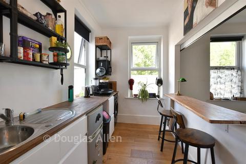 Studio for sale, 112 Grove Road, London E17