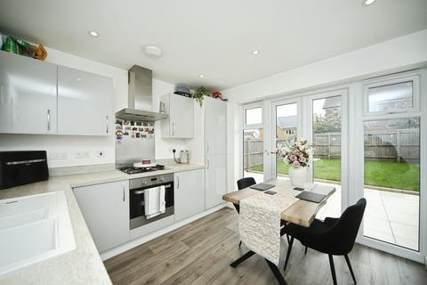 2 bedroom semi-detached house for sale, Fig Tree Crescent, Bridgwater, TA5