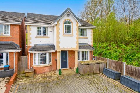 4 bedroom detached house for sale, Hama Drive, Oakengates, TF2