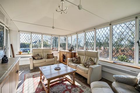 2 bedroom bungalow for sale, The Street, West Horsley