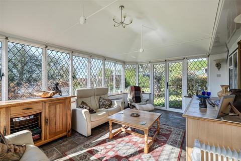 2 bedroom bungalow for sale, The Street, West Horsley
