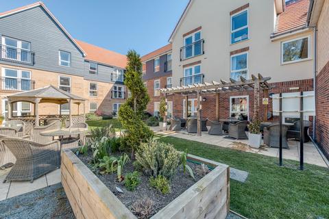 2 bedroom apartment for sale, Waveney Place, Harleston IP20