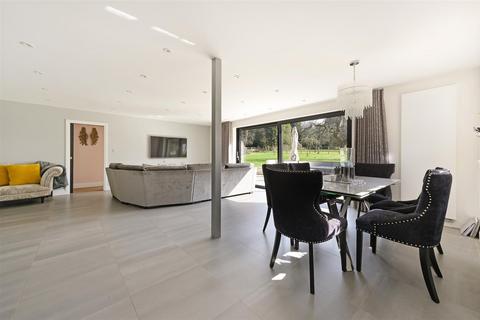 4 bedroom detached house for sale, Merrywood Grove, Lower Kingswood