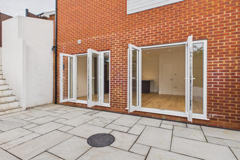 undefined, 28 Beaumayes Close, BOXMOOR, HP1