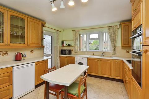 3 bedroom detached bungalow for sale, Badgemore Court, Two Mile Ash, Milton Keynes