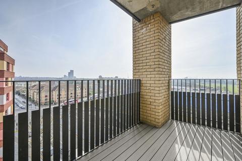 2 bedroom flat for sale, Frank Searle Passage, Walthamstow, E17