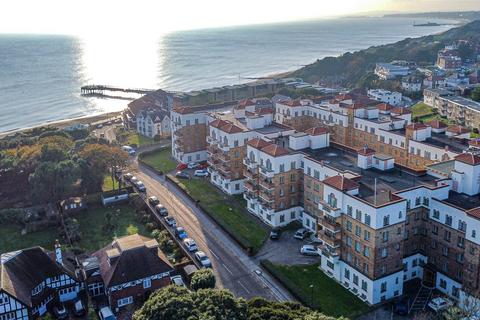 3 bedroom apartment for sale, Sea Road, Boscombe, Bournemouth, Dorset, BH5