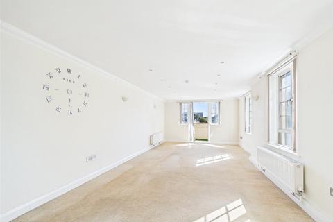 3 bedroom apartment for sale, Sea Road, Boscombe, Bournemouth, Dorset, BH5