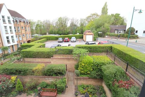1 bedroom retirement property for sale, Bellingham Lane, Rayleigh, SS6