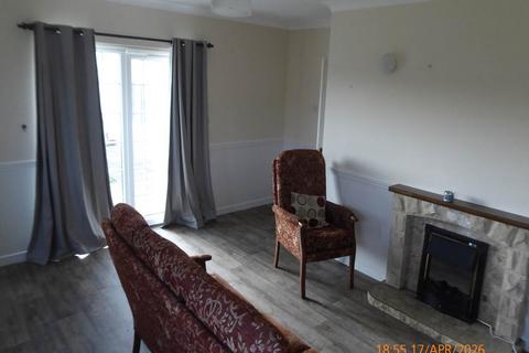 2 bedroom bungalow to rent, Meidrim Nr St Clears, Carmarthen,