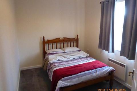 2 bedroom bungalow to rent, Meidrim Nr St Clears, Carmarthen,