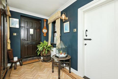 4 bedroom detached house for sale, The Green, Misson, Doncaster
