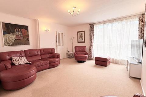 4 bedroom detached house for sale, Meadow View, Birmingham B13