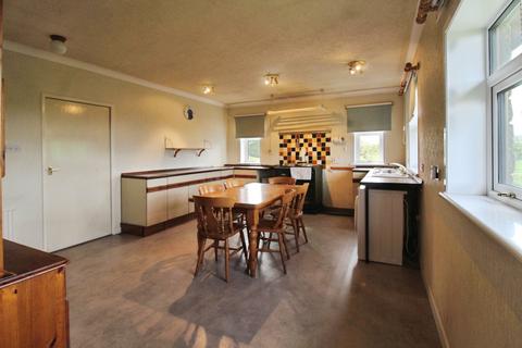 3 bedroom detached house for sale, Wellhead, Colne BB8