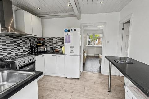 3 bedroom terraced house for sale, Greenstead Road, Birmingham B13