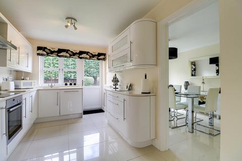 4 bedroom detached house for sale, Hitchin SG4