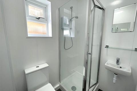 6 bedroom house share to rent, Abbey Road, Cambridge CB5