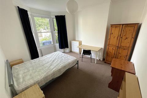 6 bedroom house share to rent, Abbey Road, Cambridge CB5