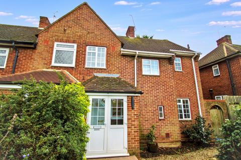 Fyfield Road, Woodford Green, IG8