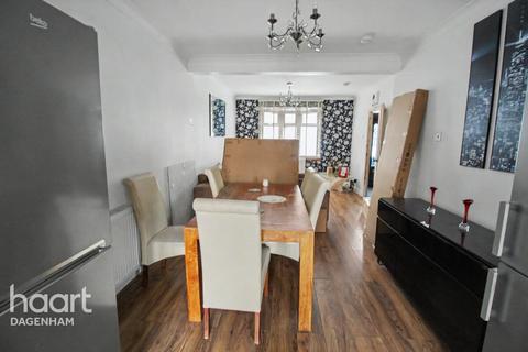 1 bedroom in a house share to rent, Winifred Road, DAGENHAM