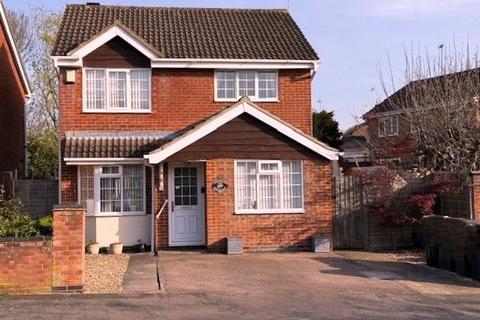 3 bedroom detached house for sale, OAKPITS WAY, RUSHDEN