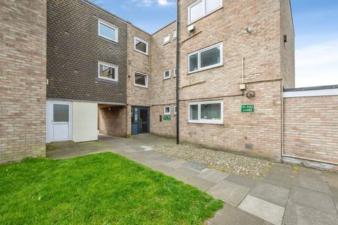 2 bedroom ground floor flat for sale, Great Northern Close, Great Yarmouth