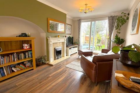 3 bedroom semi-detached house for sale, Peplins Way, Birmingham B30
