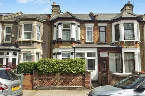 3 bedroom terraced house for sale, Lucas Avenue, London E13