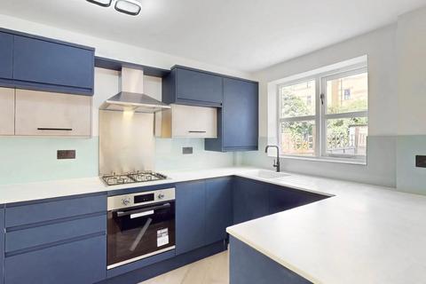 4 bedroom house for sale, Plough Way, London, SE16