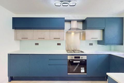 4 bedroom house for sale, Plough Way, London, SE16
