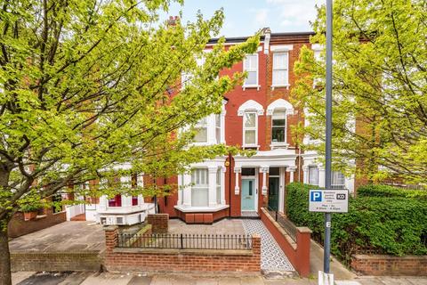 2 bedroom flat for sale, Dunster Gardens, London NW6
