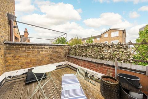 2 bedroom maisonette for sale, Louisville Road, London SW17