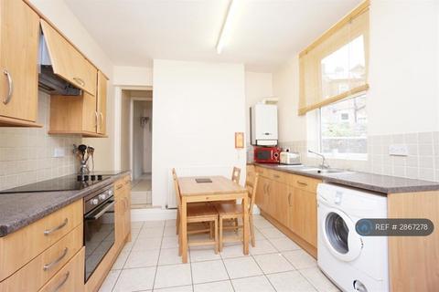 2 bedroom flat to rent, Crookesmoor, Sheffield, S10