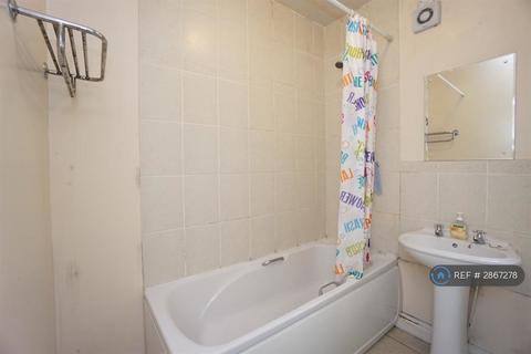 2 bedroom flat to rent, Crookesmoor, Sheffield, S10