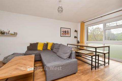 1 bedroom flat for sale, Westmoreland Drive, Sutton SM2
