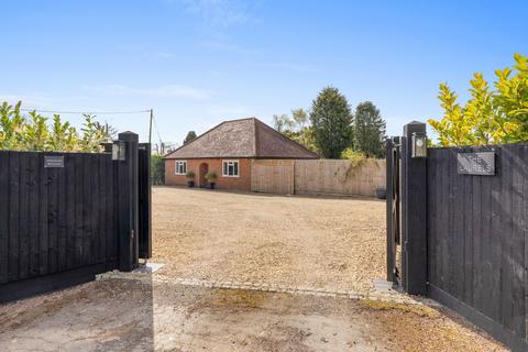3 bedroom detached bungalow for sale, Jenkins Lane, Tring HP23