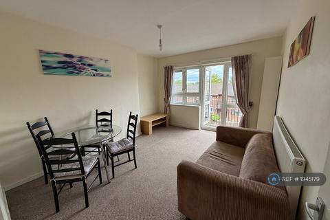 1 bedroom flat to rent, Kings Court, London, E13