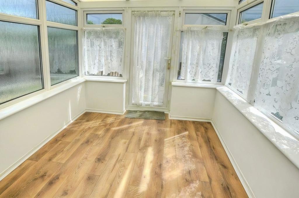House in Newcastle upon Tyne, Blakelaw, Denton Burn - View 3