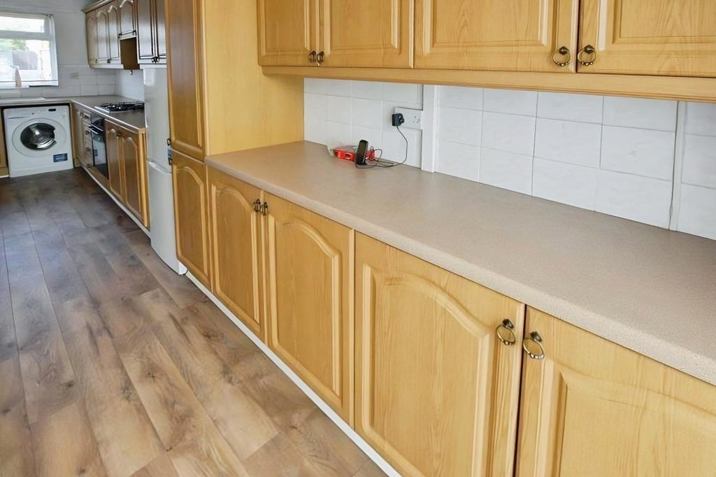 House in Newcastle upon Tyne, Blakelaw, Denton Burn - View 4